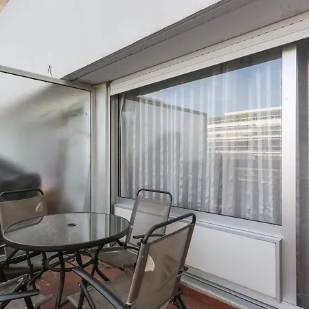 Charming Flat With Pool 8 Min Away From The In - Welkeys Apartment Antibes